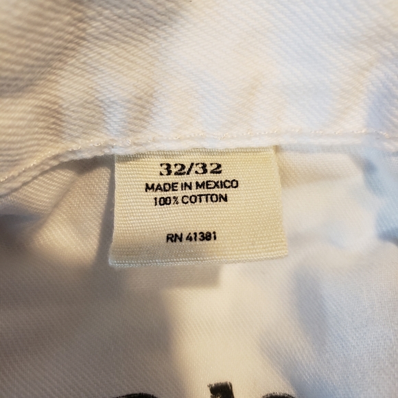 3Items - Picture 5 of 8